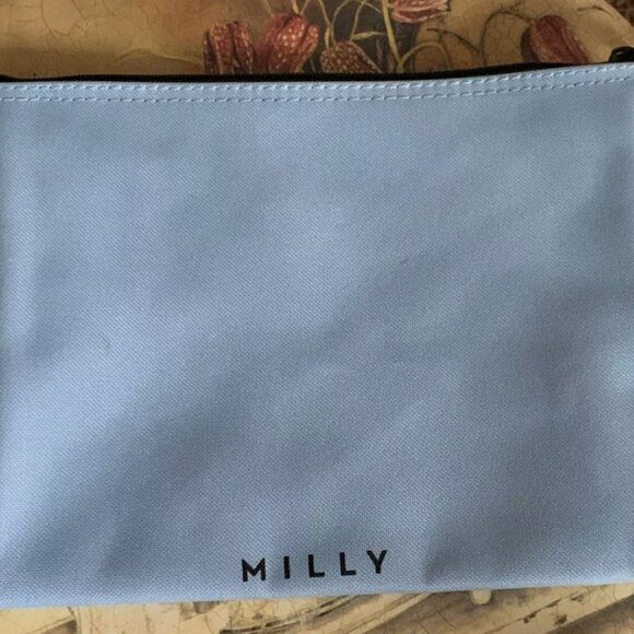 Milly Beach Please Blue Wristlet Pouch Makeup Bag Excellent Condition - Picture 3 of 3